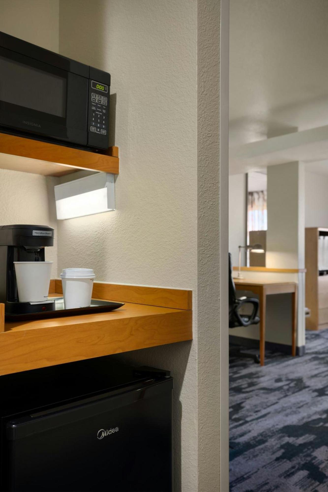 Fairfield Inn & Suites By Marriott Springdale Bagian luar foto
